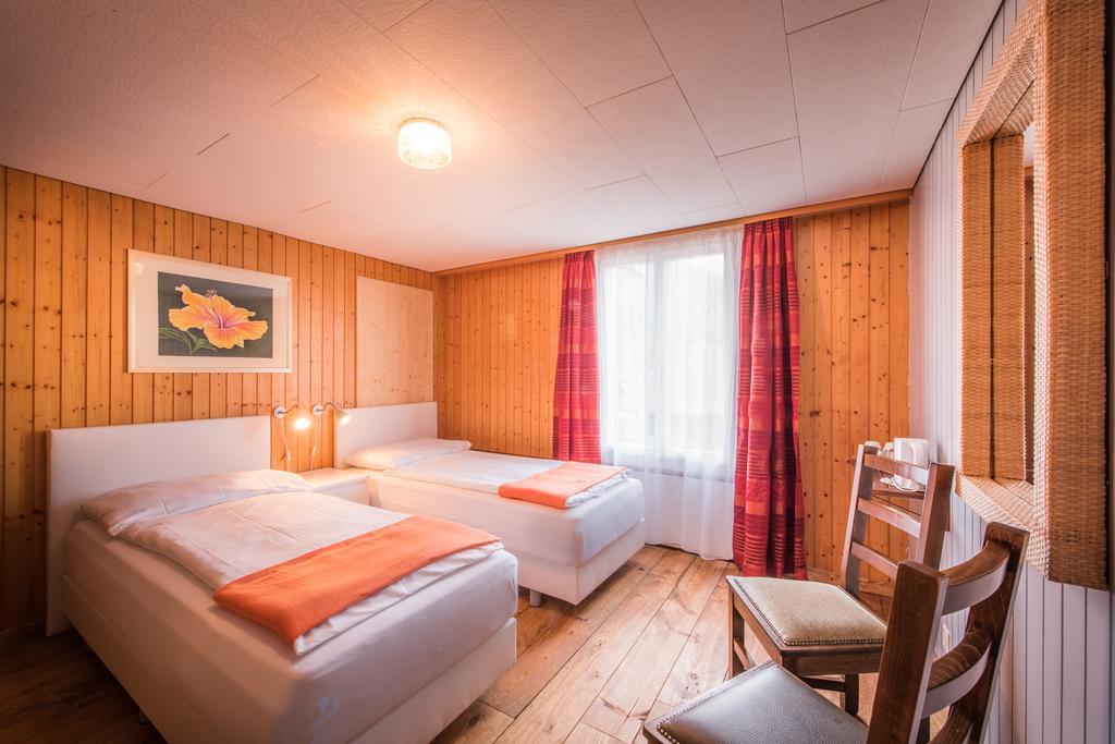 Hotel Tell&Apartments Unterseen Zimmer foto